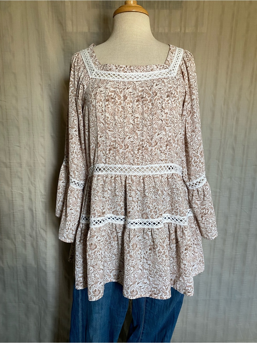 Boho Floral Lace-Trim Peasant Top - Cream Brown